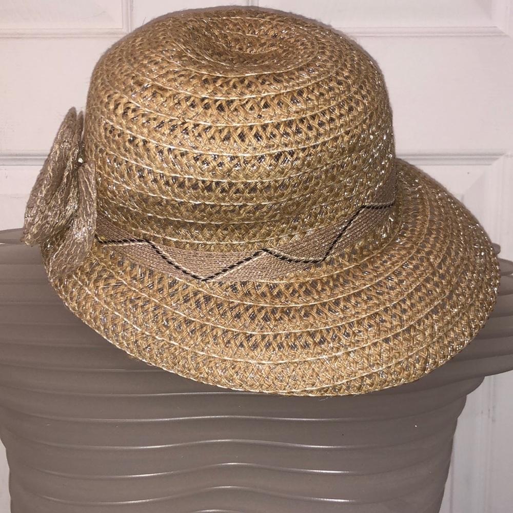 NEW Woven Straw Sun Hat w/ Flower Accent – Boho Summer Beach Hat Natural Tan - Picture 2 of 4